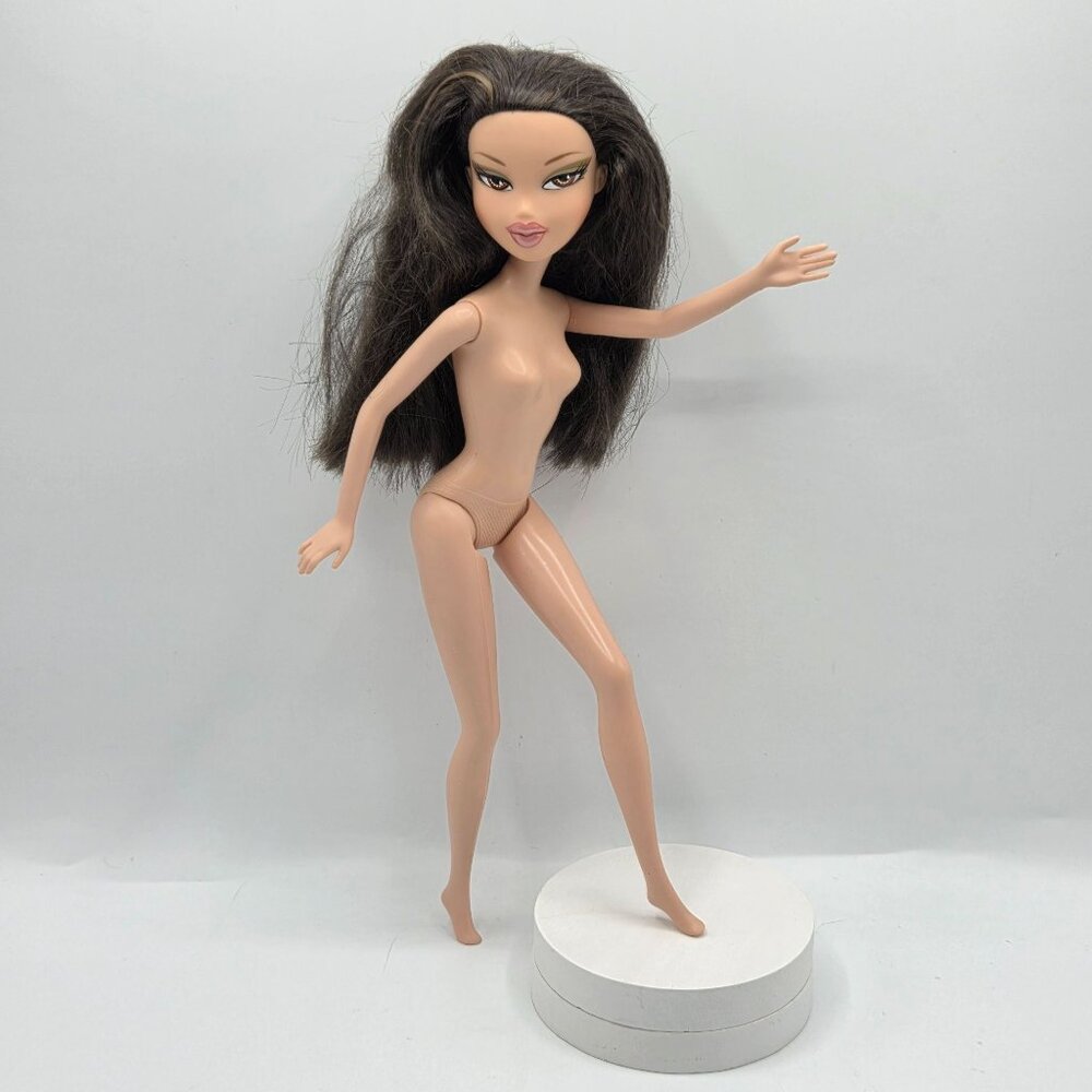 Bratz Adventure Girlz Jade Head On Barbie Body Franken Doll